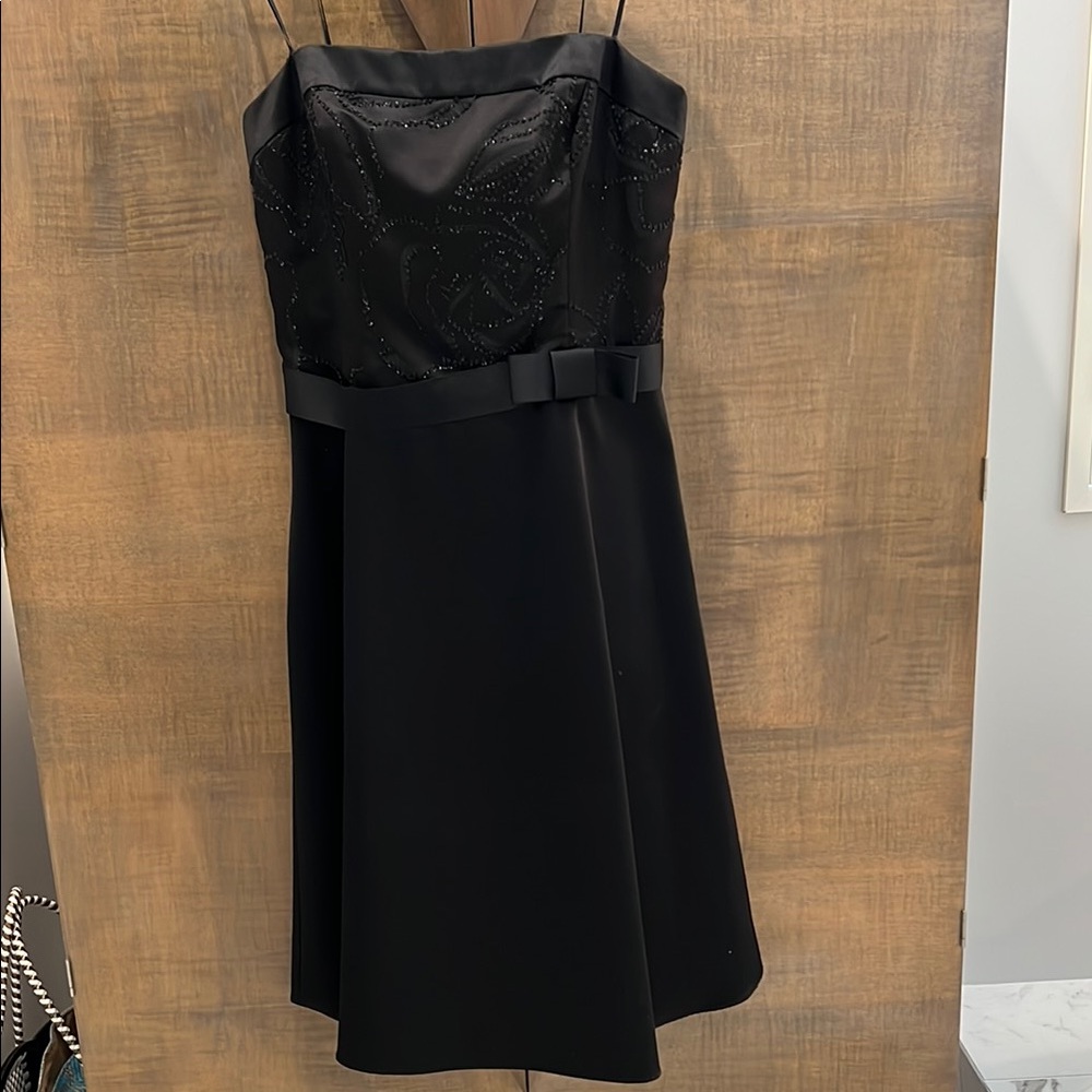 ABS Evening Black Strapless Dress